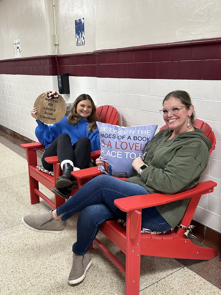 Miss Clemons tweet media