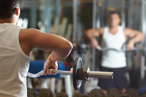 KSR researcher Michael Kennedy spoke with CBC’s Edmonton AM about the dangers of pushing your body too hard during exercise and the serious condition rhabdomyolysis. This condition, caused by extreme muscle breakdown, can release harmful proteins into the bloodstream, potentially