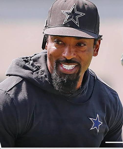 hector_0317's tweet photo. @ProFootballTalk When everyone is gone, this man remains, he deserves a chance. #AlHarris #DallasCowboys https://t.co/Qi0aJYDSYw