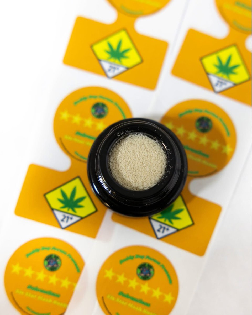 buddyboyfarms1's tweet image. Six Star Cavair!  #Solventless #6Star #cannabis 

21+ Washington State Rocks!