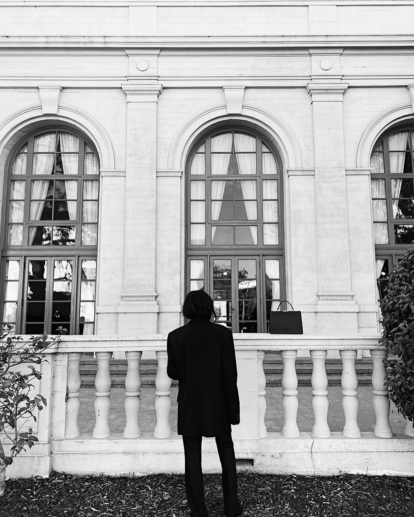 Always_C_R's tweet image. These work outfits will get you through winter: instagram.com/p/Cdq7T4SvteN/ #blazer #corpcore #corporatecore"