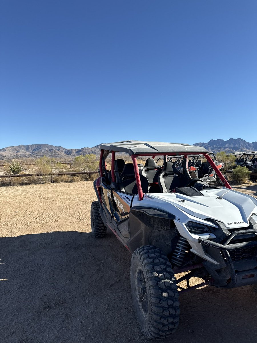 Chris Jay tweet media