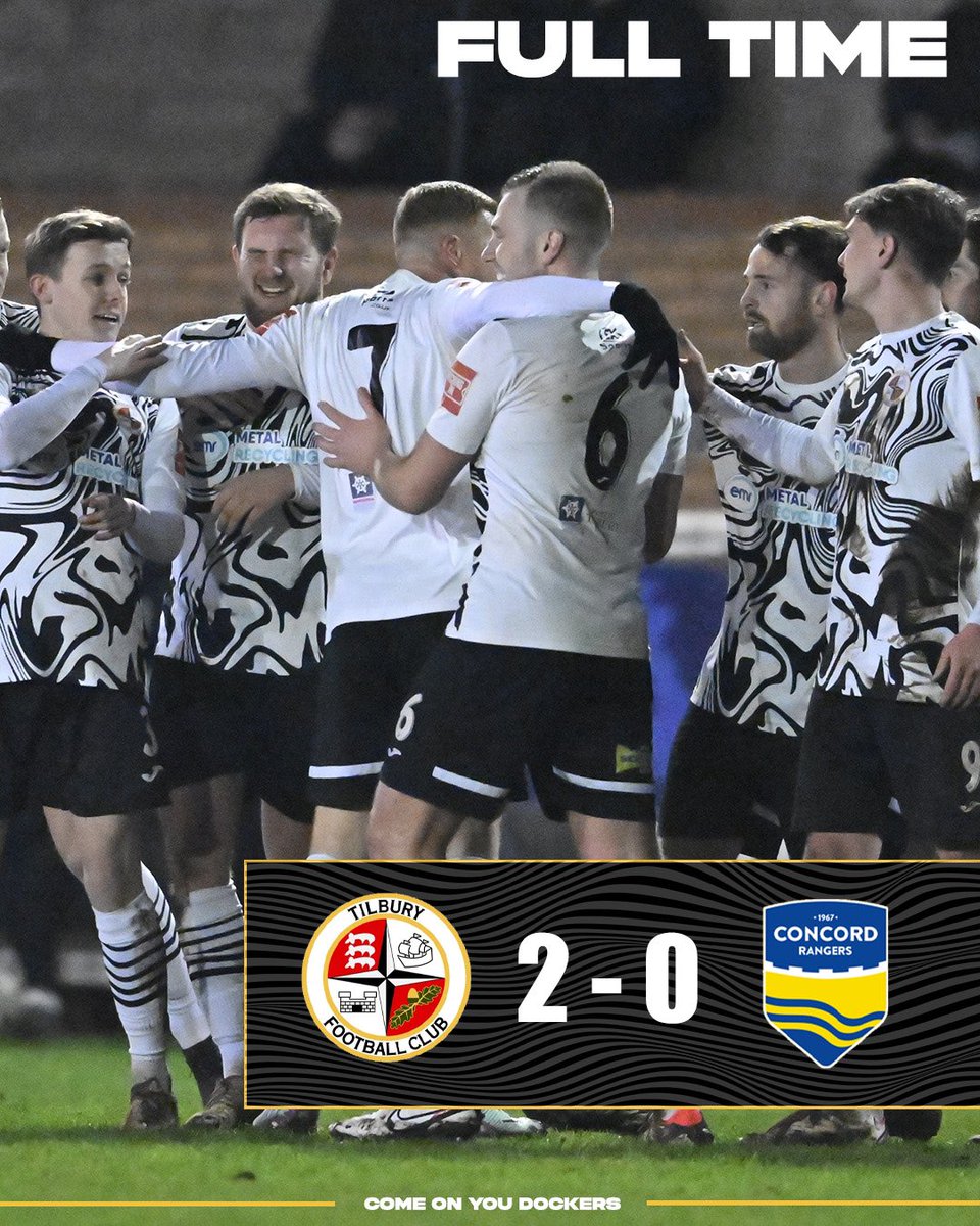 🔥 Full Time

3️⃣ All three points at Chadfields! 

⚪️ 2 - 0 🔵 #COYD | #DockersAsOne
