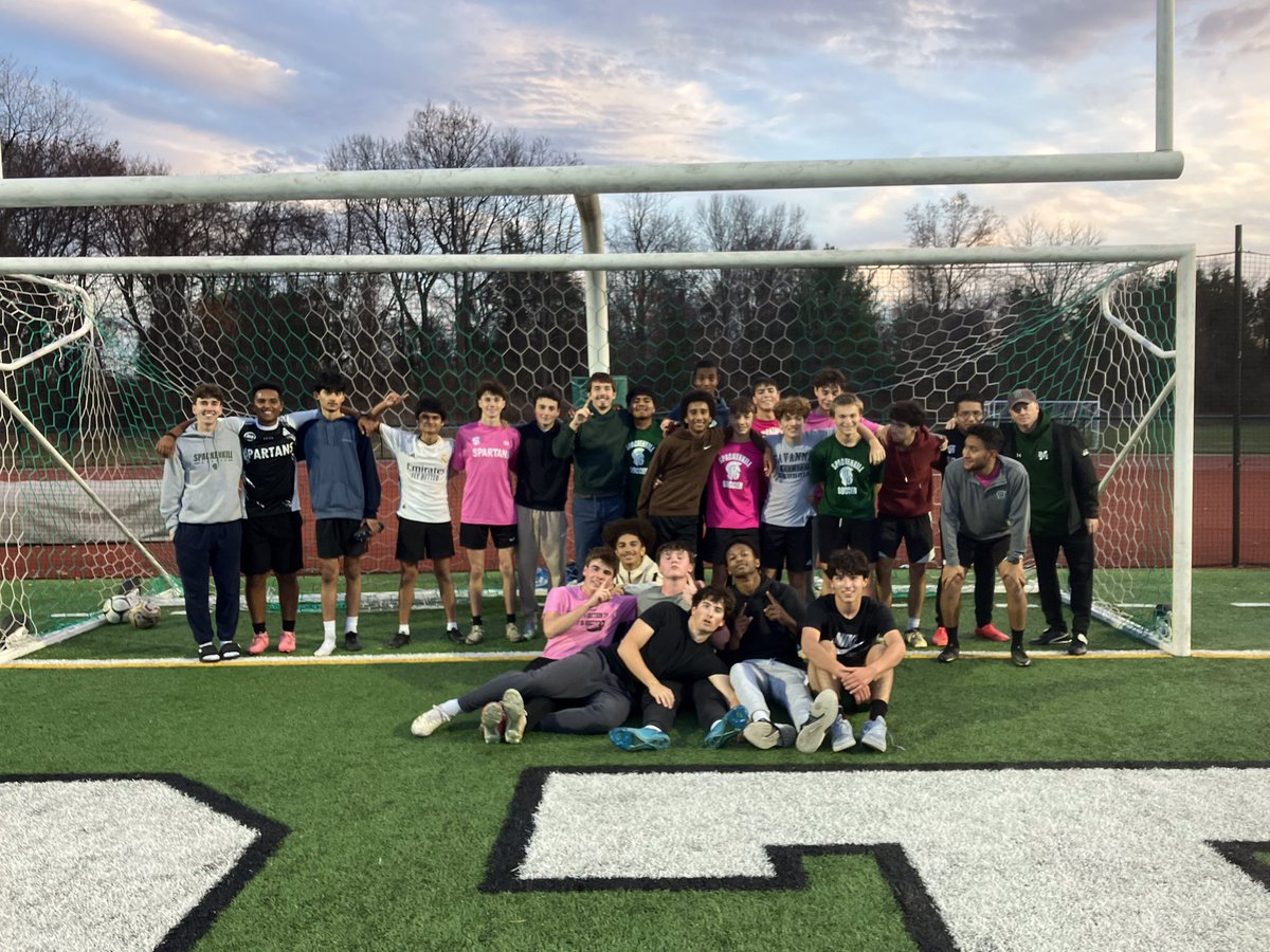 Poughkeepsie Journal's 2024 boys soccer All-Stars

Congratulations to all 26 players 

Spackenkill Spartans were well represented in the Poughkeepsie Journal  soccer awards

Davis Barnes and Samer Sahawneh made first team 
&amp;
Danny Cambell and Chase Bosko made second team