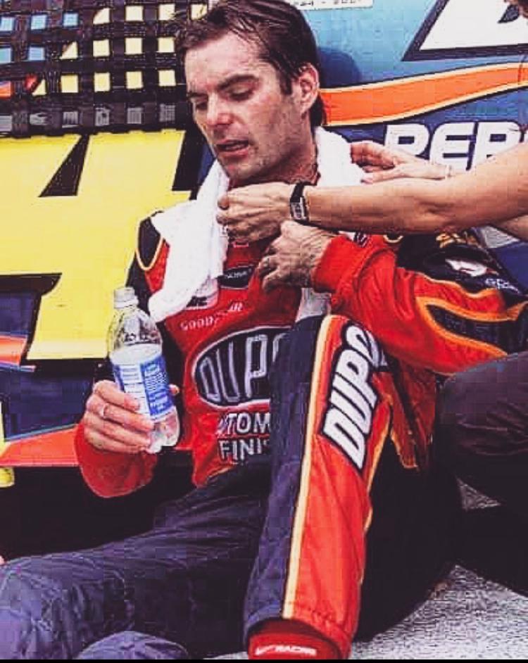 r/NASCAR on Reddit tweet media