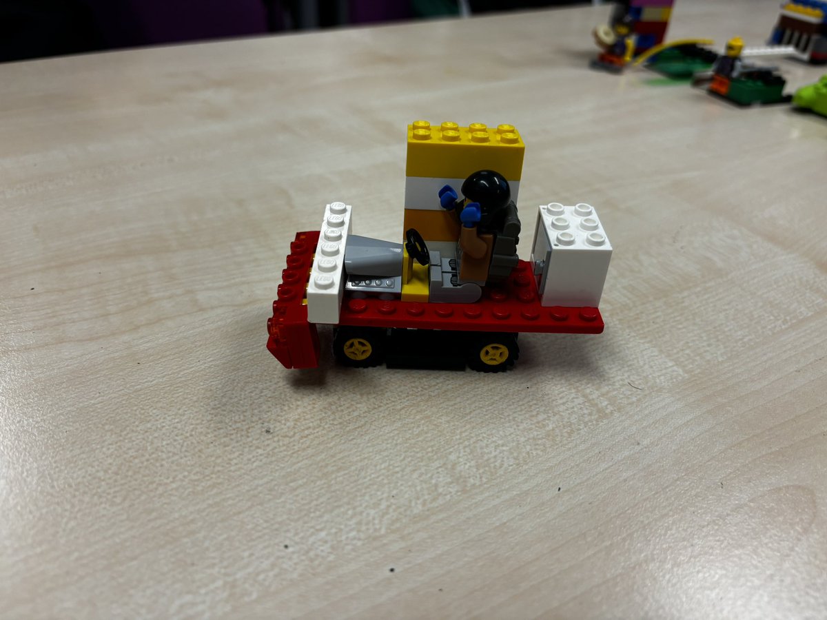 Roundhay Year 3 tweet media