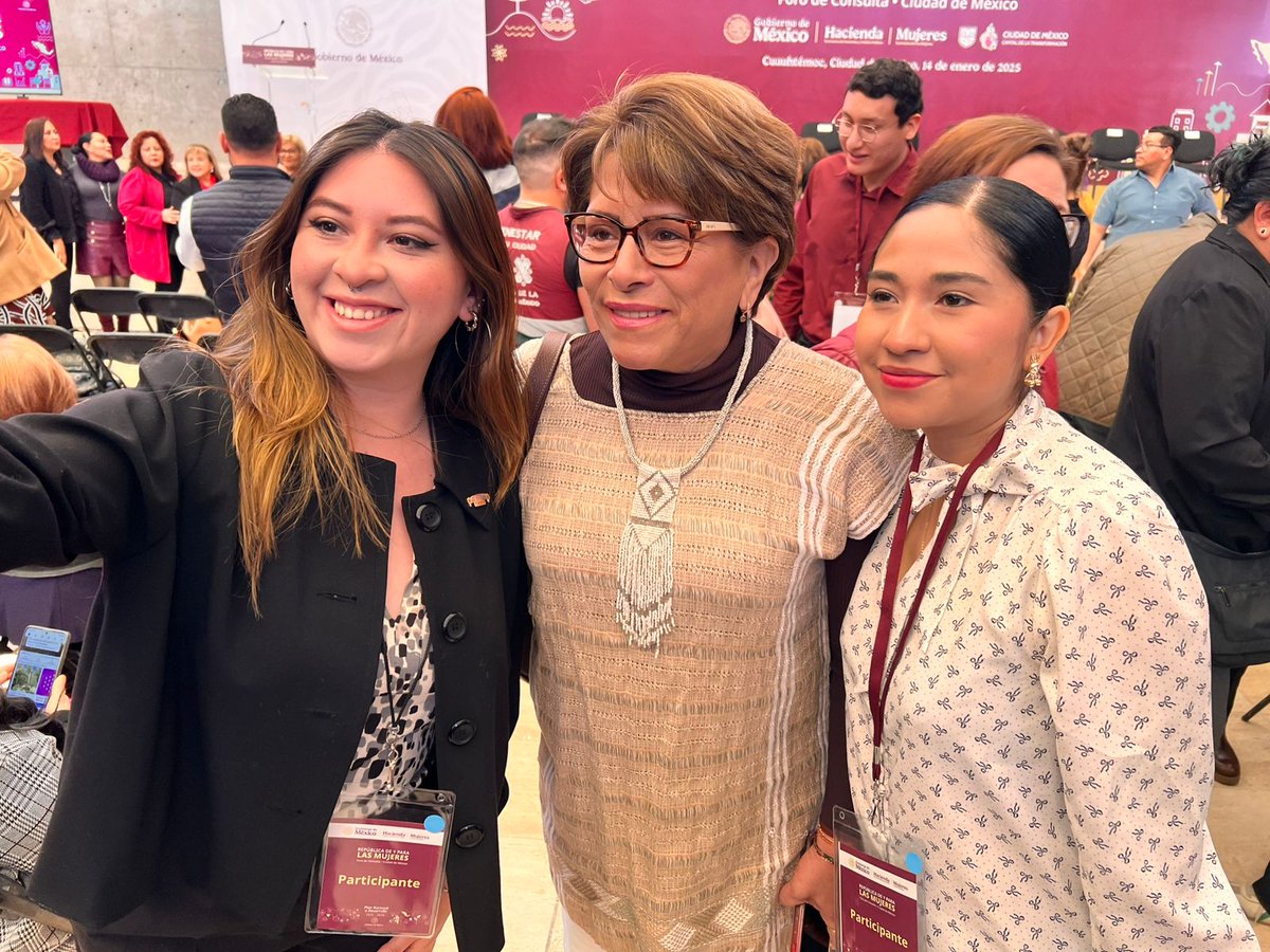 MarthaAvilaCDMX's tweet photo. 💡 Las mujeres son el corazón de la #CapitalDeLaTransformación. Sigamos construyendo juntas el Segundo Piso de la Cuarta Transformación 🫱🏻🫲🏼.
#MARTHAAVILA🦋
#mesadirectiva
#Congresocdmx
#MujeresTransformando #AgendaDeMujeres https://t.co/hA4HU2Dcxa