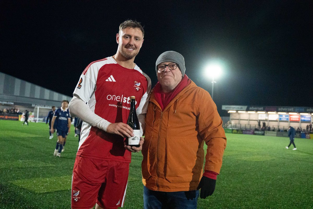 MAN OF THE MATCH 🍾 

Tonight's <a href="/BettonWines/">Betton Wines</a> Man of the Match was awarded to Richie Bennett, chosen by Mick Davison. 

Benno is sponsored by: 
Home - <a href="/AskewBrook/">Askew Brook</a>
Away- Eastfield Cars