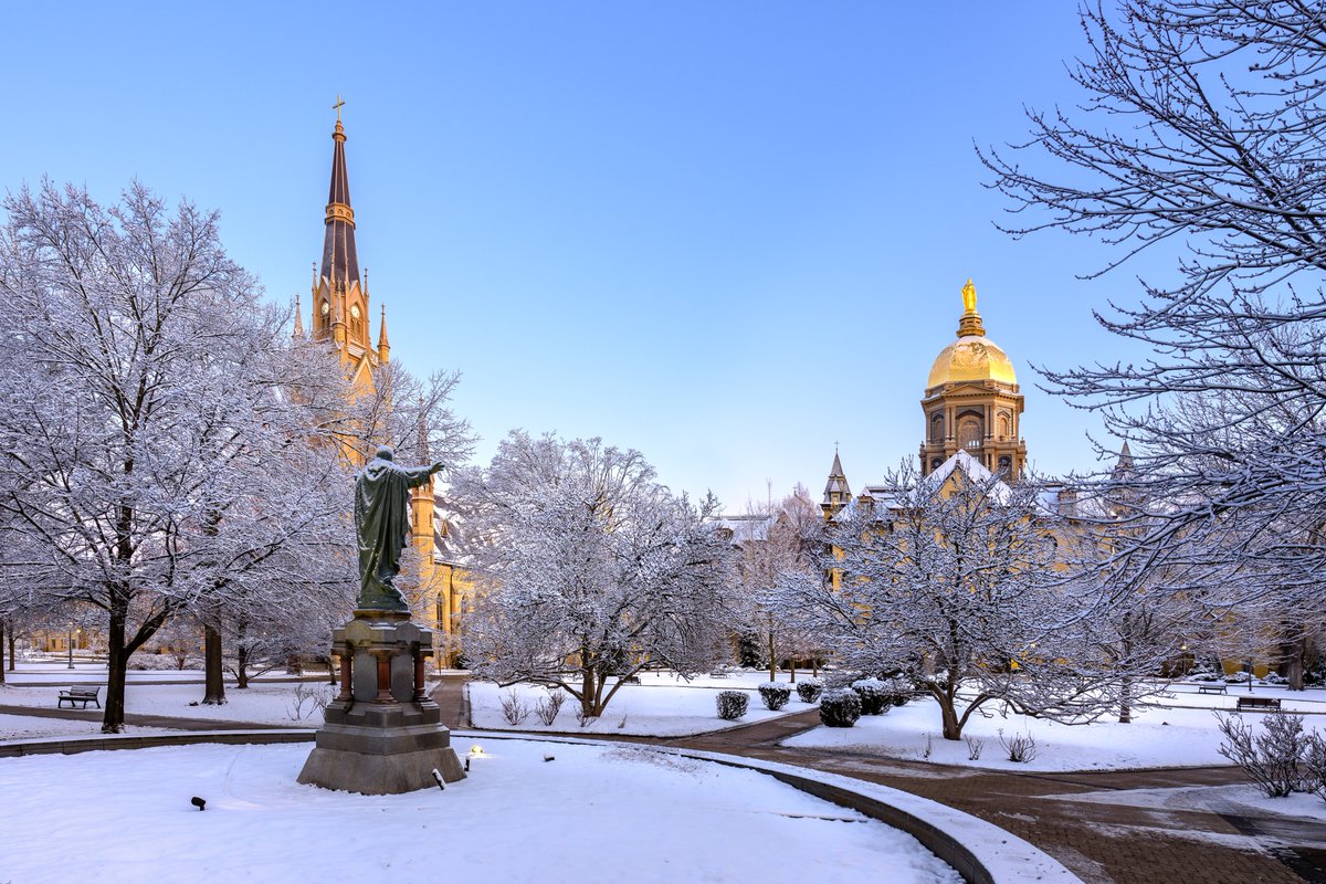 Good luck this semester to all our Minnesota students at Our Lady's University! ☘❄