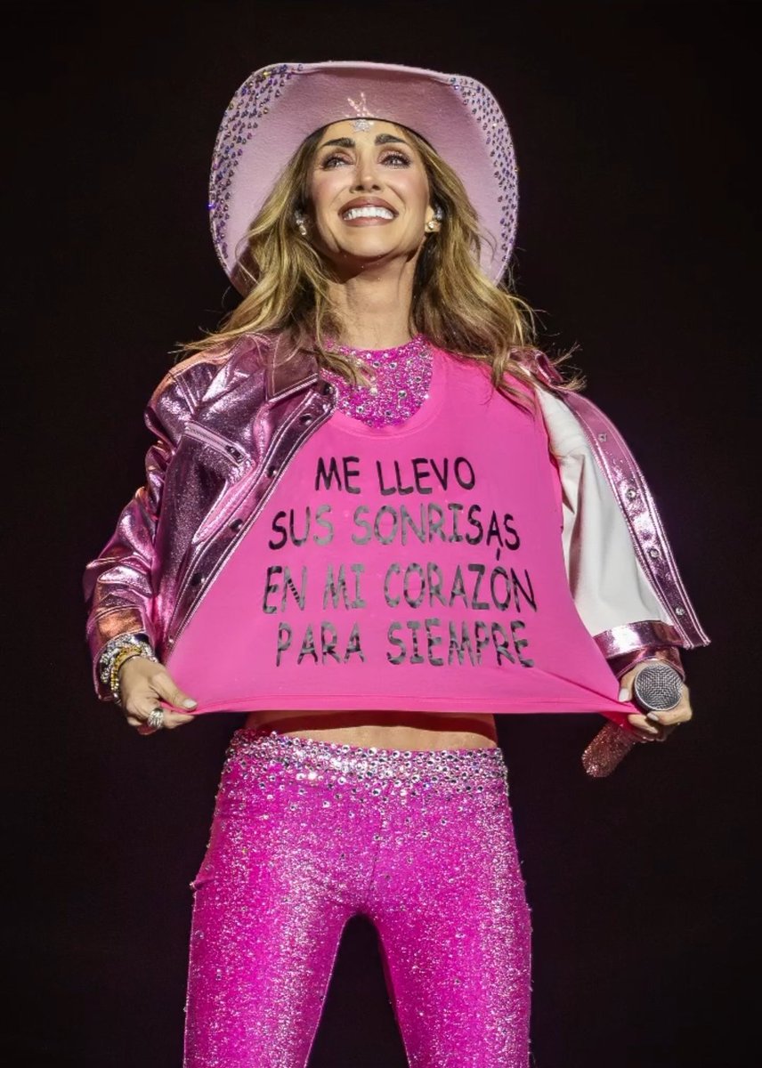 TropaDeAnahi's tweet photo. POR ANAHI TODO ❤️ https://t.co/fNNOumouR1