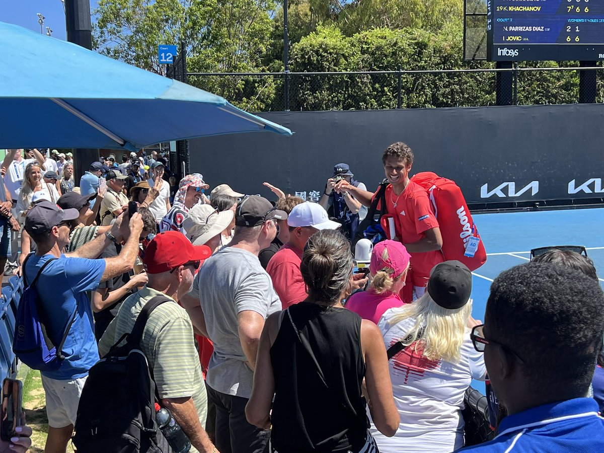 chris shoals tweet media