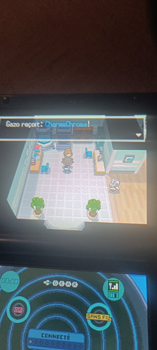 Ça y est, je viens enfin de capturer le dernier Pokemon qu'il me manquait !

C'était long, j'ai du m'organiser de fou pour ne rien oublier, mais c'est enfin fini, j'ai littéralement fini le jeu de manière 100% leggit !

Jvais commencer à shasser les légendaires qu'il me manque 👍