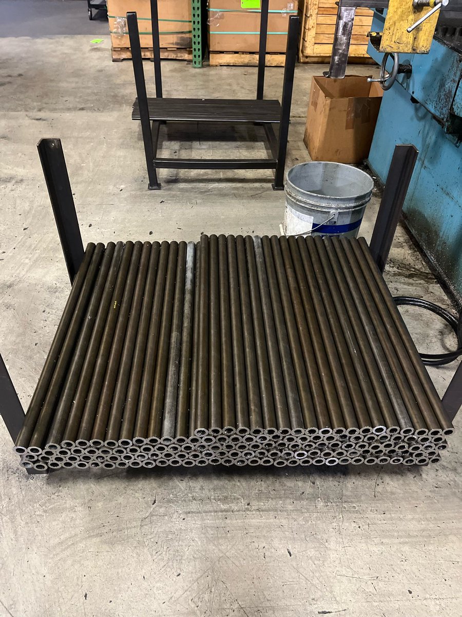 BulldogRears's tweet photo. There is never a time torsion bars are not in production at DMI. Consistent and reliable. DMI bars are available in a variety of overall lengths and effective lengths. https://t.co/pPaJWVyFql