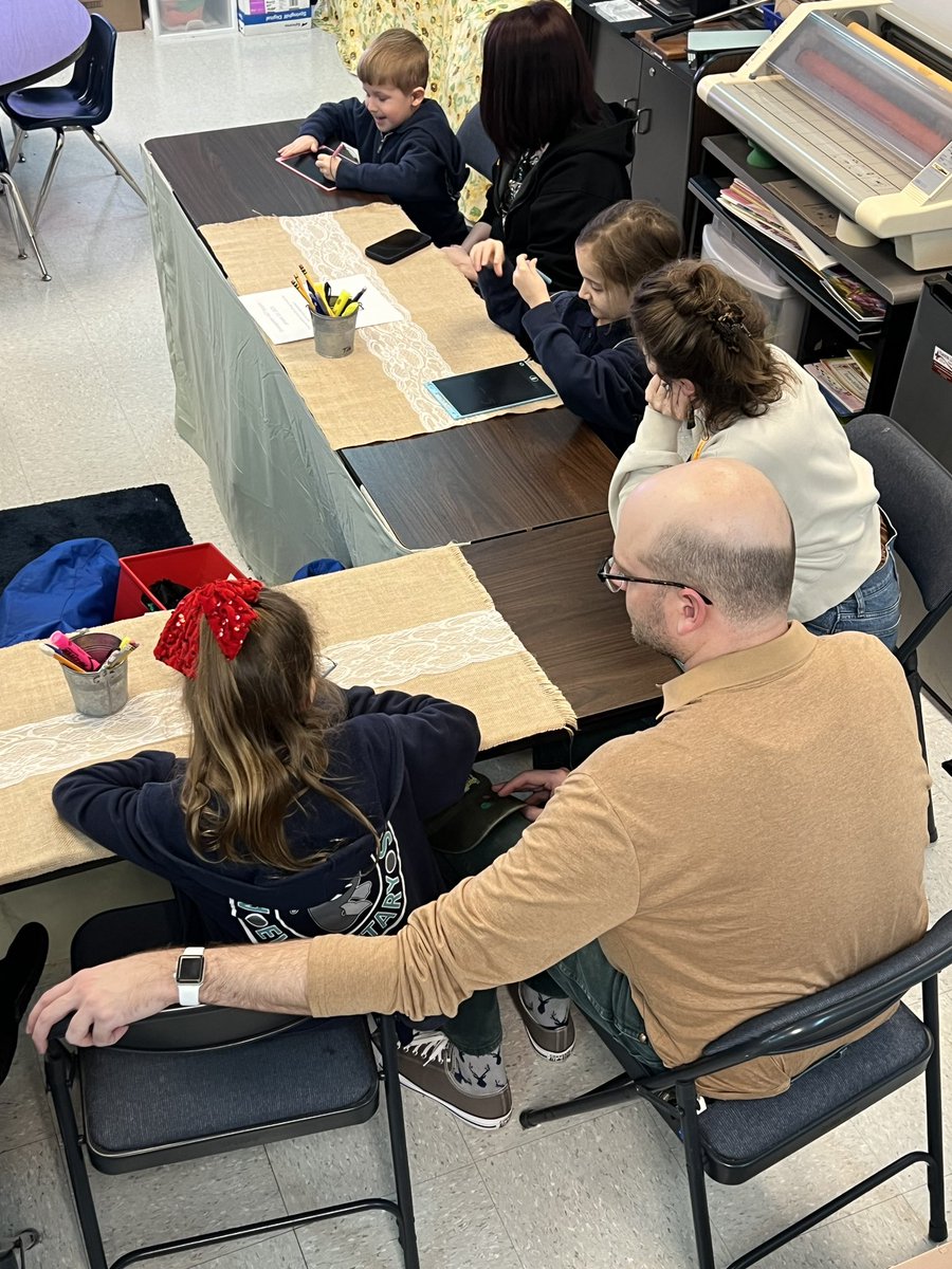 Our kindergarten fact session went well! Our students got to work on writing and reading words!