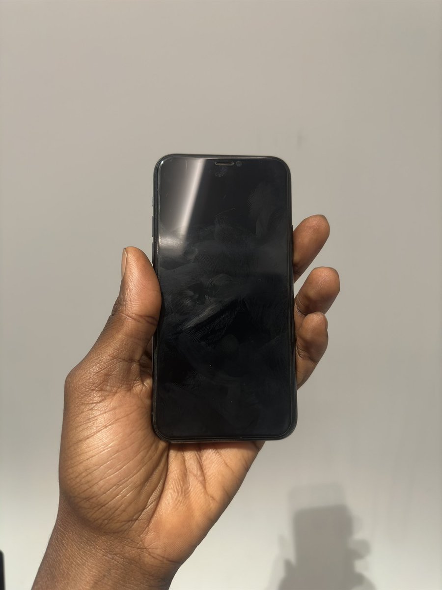 nexhub_gadgets's tweet photo. Deal‼️ iPhone 11 Pro 256gb with 82% battery capacity. Screen and all parts are original! Face ID and everything works well! 

Price: N430,000

Account: 0855866735 
Nex Hub solutions GT Bank #AbujaTwitterCommunity https://t.co/SO4S5YqZ86