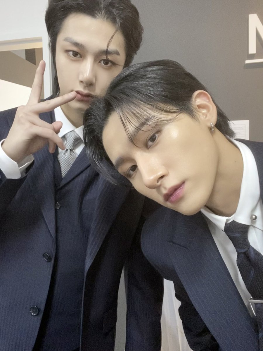 불시 tweet media