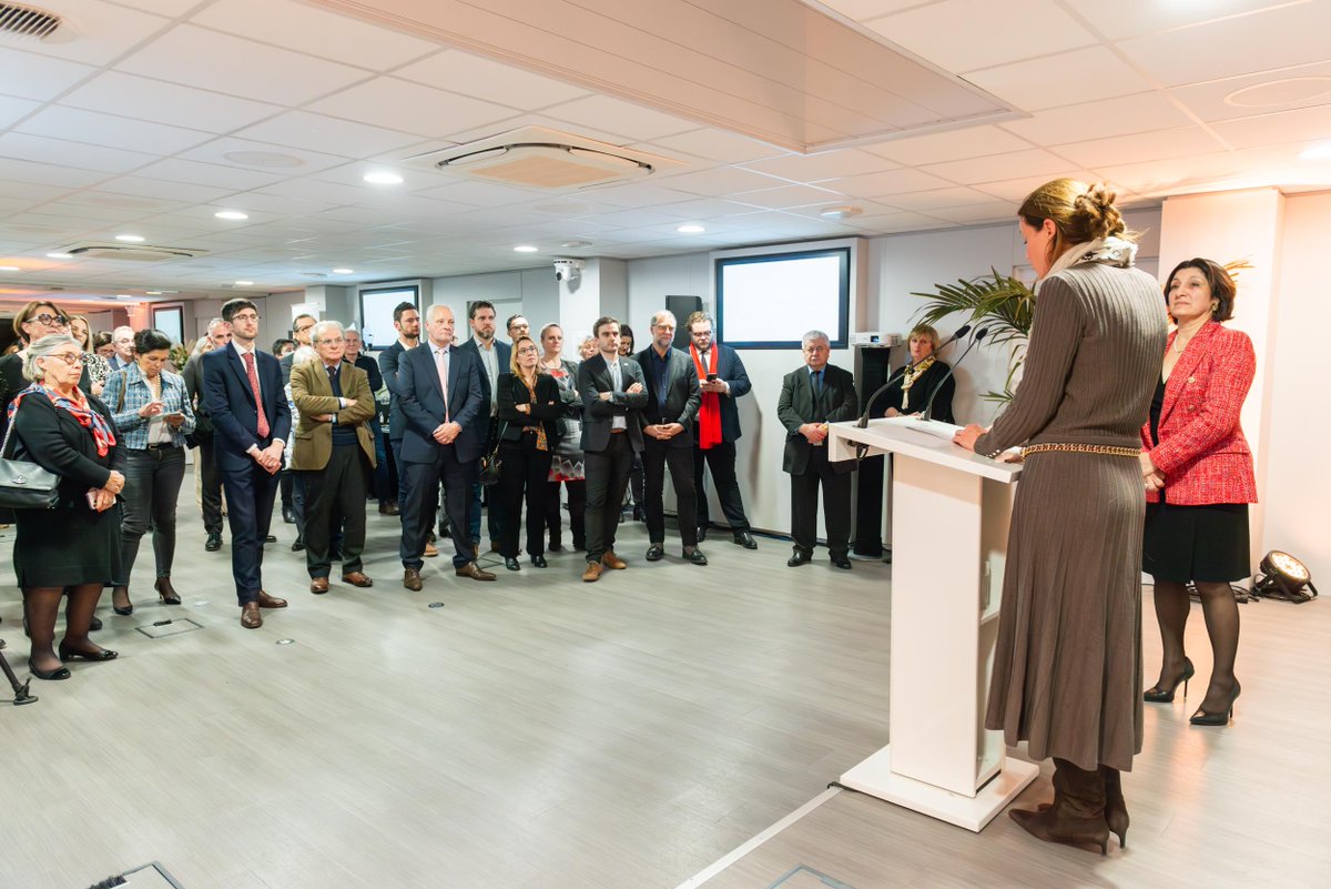 💬 <a href="/lecocqcharlotte/">Charlotte Parmentier Lecocq</a>, ministre déléguée chargée de l’Autonomie et du Handicap <a href="/Solidarite_gouv/">Ministère des Solidarités</a> :
« J'ai la conviction que les kinésithérapeutes sont tout à fait en capacité de recevoir directement les patients, de diagnostiquer leurs besoins et ensuite de prodiguer des soins qui