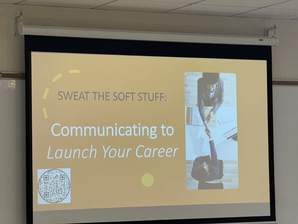 MiVidaMParham's tweet photo. Preparing for upcoming internship placements interviews! An engaging Winter Conference for our @CTE_BaltCoPS @PTECHNETWORK programs at @DundalkHigh and @OMHS_Eagles incl. resume writing & mock interviews with our partners! Thanks @CCBCMD and @BaltCoGov #DEWD. #SuccessAfterBCPS https://t.co/UOCJxPZqzt