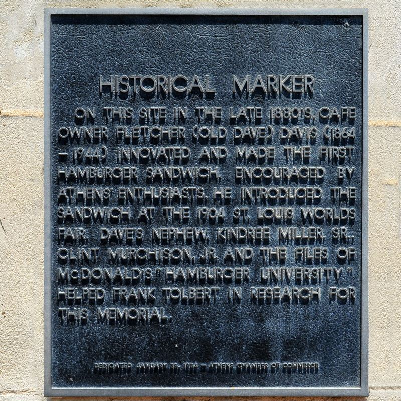 TracesofTexas's tweet photo. Historical Marker in Athens, Texas, the designates the exact spot at which the hamburger was invented in the late 1880s by Fletcher Davis. https://t.co/FurTyuJy3j