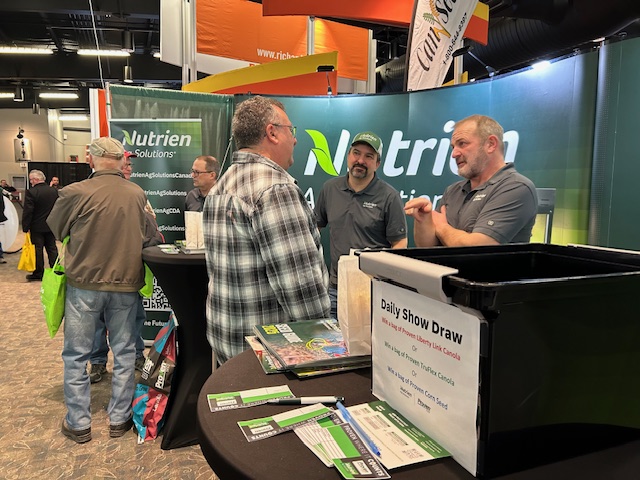 NutrienAgCda's tweet photo. We've had a great first day meeting so many of you at the @WCCPS_SK. Be sure to come visit us at booth A36/37 tomorrow to chat to our team and grab a bag of popcorn! 🍿 #WCCPS #WCCPS2025 #WestCdnAg https://t.co/qXfKC2q5p2