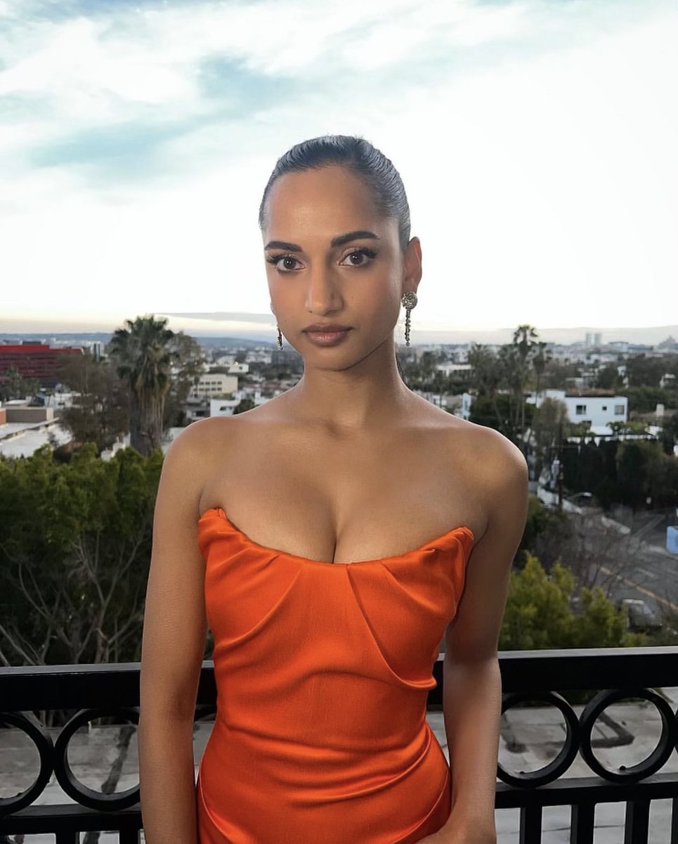 this is the most beautiful anyone has ever looked