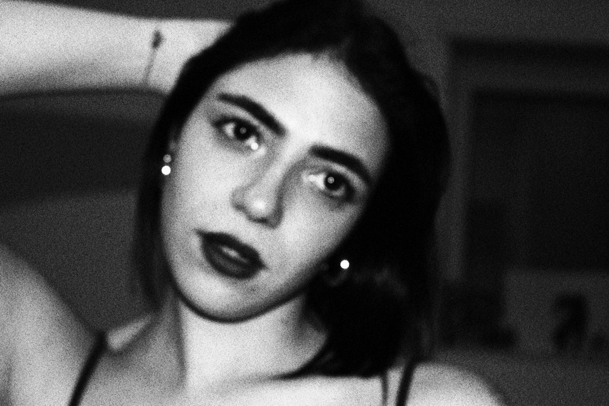 carolrt03_'s tweet photo. 🌙🌙 https://t.co/5WMpNKfiDA