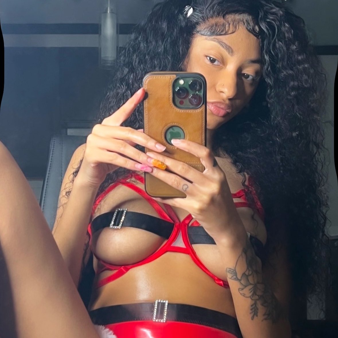 RedieRuby85644's tweet image. #NewProfilePic