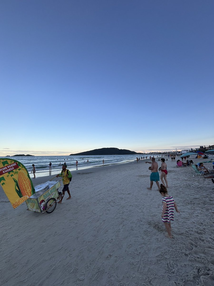 leotimm_'s tweet photo. Acho que a melhor coisa do mundo é morar em floripa🙏🏻 https://t.co/noMzi35rd0