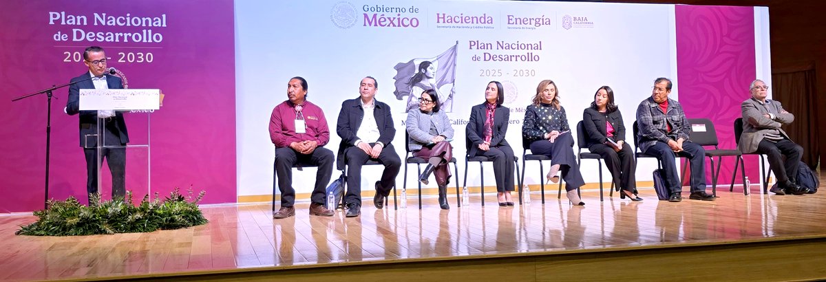 SempraInfra_MX's tweet photo. Seguimos contribuyendo a la elaboración del #PlanNacionaldeDesarrollo 2025-2030. Abraham Zamora (@abrahamzato), presidente de Sempra Infraestructura en México, representó al sector privado en el ámbito energético durante la sesión plenaria organizada por @SENER_mx en #BajaCalifornia con propuestas para hacer del sector energético una palanca del bienestar, desarrollo y de justicia social.