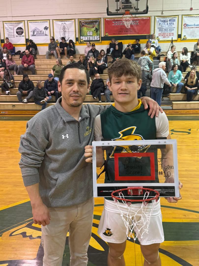 JT Tipton surpassed Lecanto great Nick Cortes to become Lecanto High's all-time leading scorer. Special thanks to Nick for coming out to present the award. Fast forward 24 hours, Tipton passed Citrus High legend Jamal Galloway to become Citrus County's all-time leading scorer.