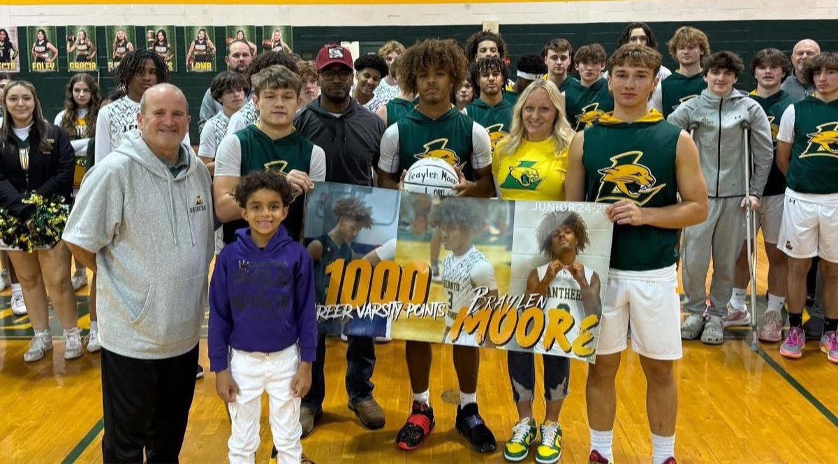 Braylen Moore reached a prestigious milestone by scoring his 1000th career point in a game against Weeki Wachee. Braylen joins an elite group of six players in Lecanto History who have achieved this distinction, and impressively, he has done so in just his junior year.