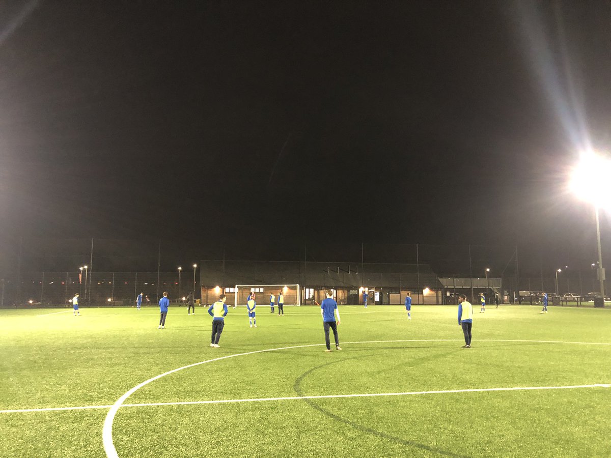 ByronAnthony84's tweet image. It’s been great for academy staff and players to have Grant Ward coaching the u15s &amp;amp; 16s as we support him through final stages of his B Licence. It was then off to watch @CribbsFC Vs @EveshamUnitedFC to observe the loan players. ⚽️ 📚🧠 #playerdevelopement #coachdevelopment