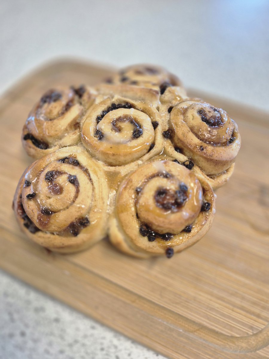 Chelsea buns on the menu today! Featured below is our star baker ⭐. How gorgeous do these look? 🤤