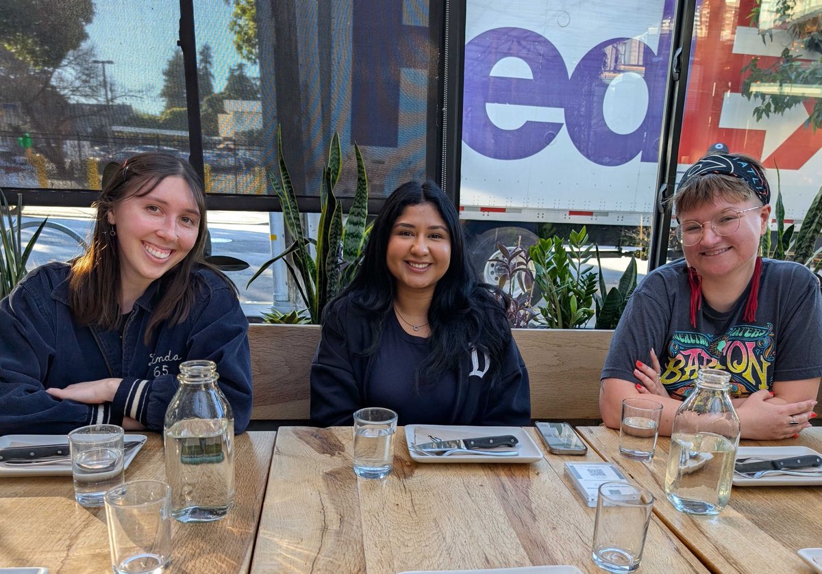 CommunityGrows tweet media