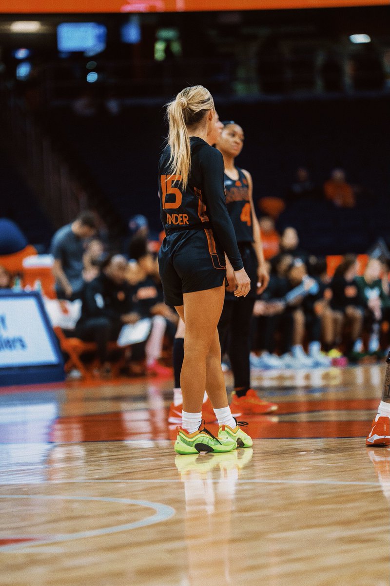 CavinderHanna's tweet image. “U” know i come with the assist😚