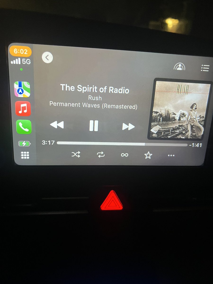 vivien2112's tweet image. I just tested my theory!
The studio version still gives me chills!!
Always and forever!
The Spirit lives!
#RushFamily 🥰❤️🌊