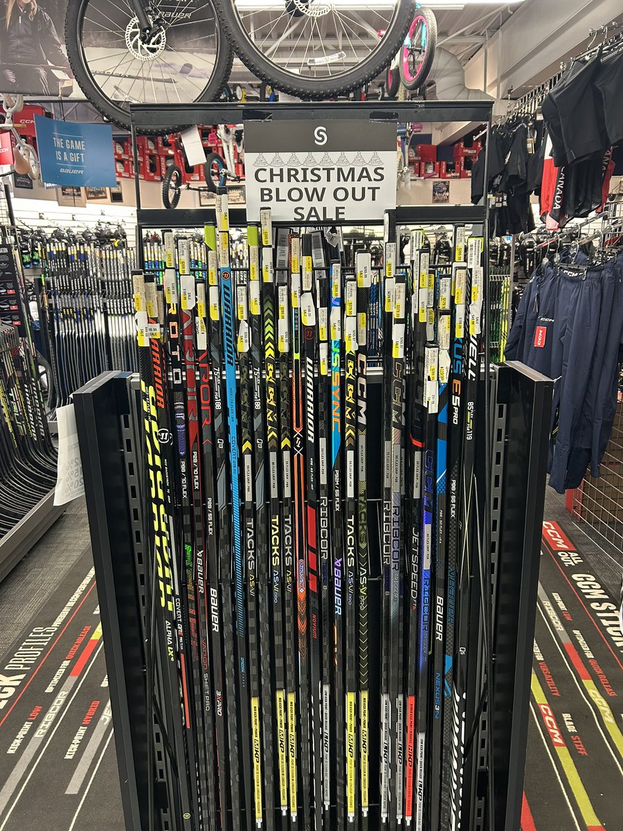 SFSstalbert's tweet image. Highlighting some items on sale this week! 

First off we have multiple right handed Int Trigger 8 Pro’s on sale for $265 which is $115 off. Curves include P28,P29,P90TM and P88 all in a 55 flex 

Secondly KAILANI drink-ware is on sale as well as 47 Double Hitch corduroy hats