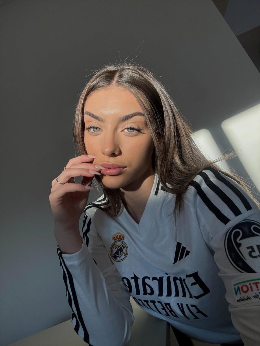 The Real Madrid Girls (@realmgirls) on Twitter photo 