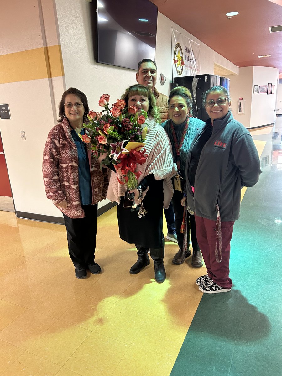 Happy Birthday to our AMAZING Principal, Mrs. Betancourt! We appreciate everything you do for us!  🎁🎉🥳 <a href="/EDAztecs_HS/">Venessa Betancourt</a> <a href="/nmatsu_EDHS/">N Matsuda</a>