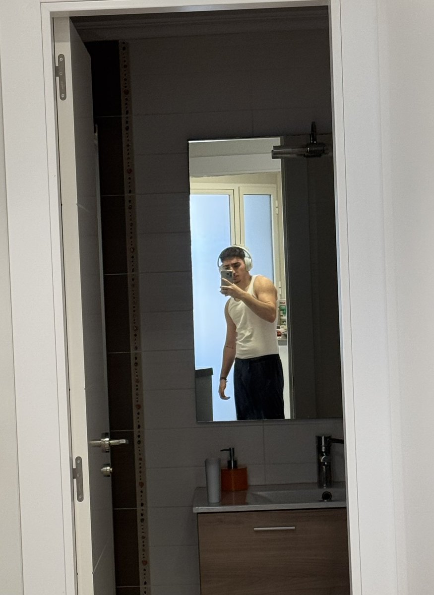 Jorge 🥀 tweet media