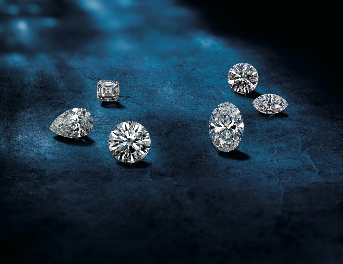 RyanJonathanFJ's tweet photo. Flawless brilliance for timeless elegance. Let every facet tell a story of perfection. #DiamondPerfection #JewelryGoals #LuxuryJewels https://t.co/gmvHNhFUVg