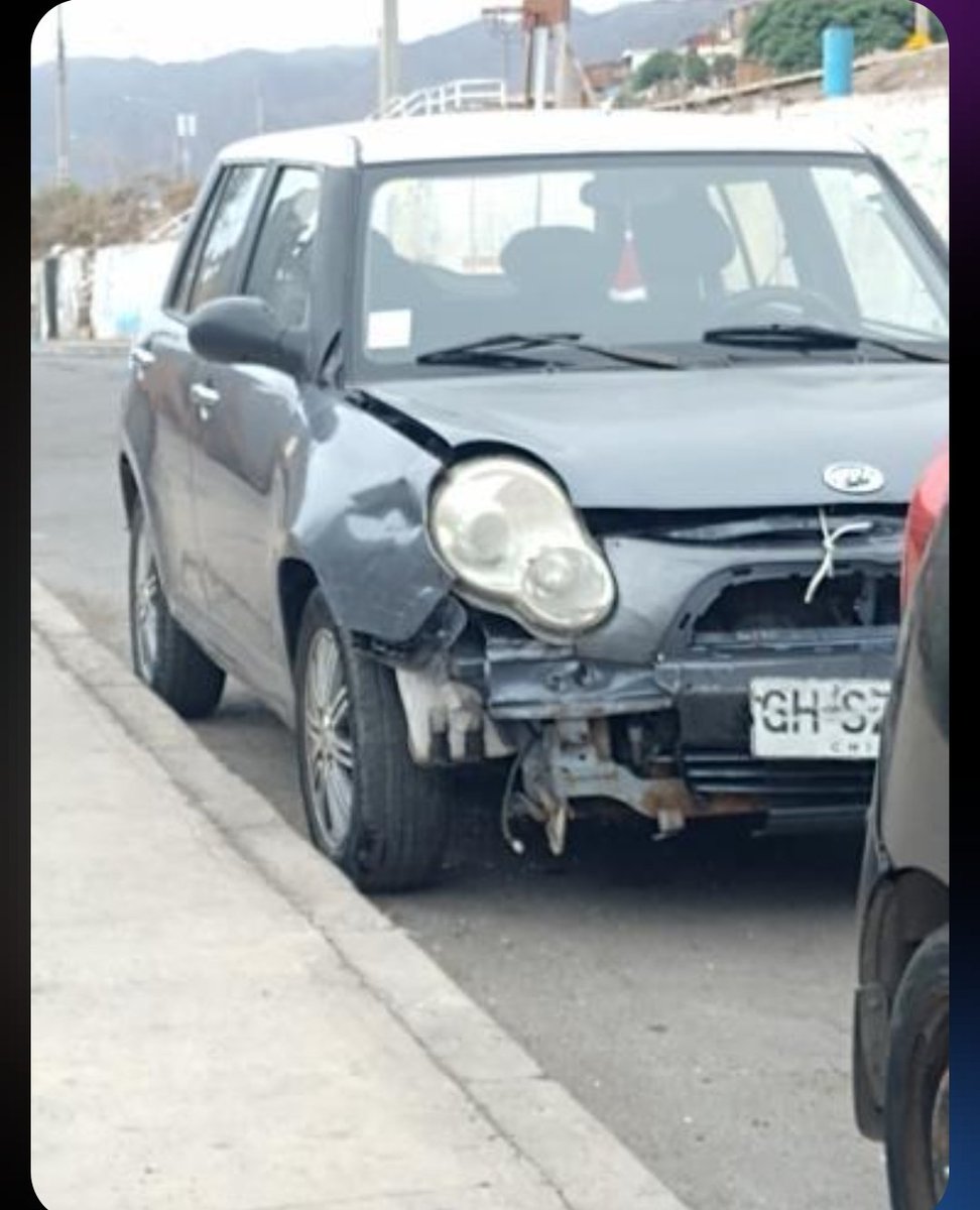 GuillermoSotoS6's tweet photo. #Antofagasta #Antofagasta🇨🇱
Ante varias denuncia de Antofagastinos,  sobre un auto que andan varios delincuentes armados en la región robando en hogares habitados en la noche , se logró identificar patente y vehículo 
Falta identificar a los delincuentes 
Tengan cuidado ⚠️ https://t.co/Qh6CnhdGkf
