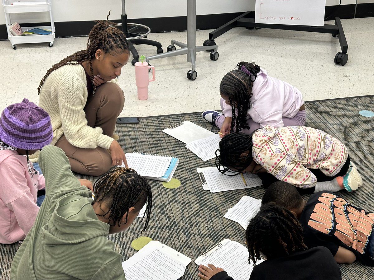 MaryCastleElem's tweet photo. ๐FIRST IREAD TUTORING SESSIONโผ๏ธ
Today we had almost 90 students present for IREAD tutoring in grades 2 and 3! Students were invited based upon data criteria. Students are
โ
ENGAGED
โ
FINDING TEXT EVIDENCE
โ
GROWING STRONGER WITH COMPREHENSION
#DevelopingReaders https://t.co/shbB3kDeHc