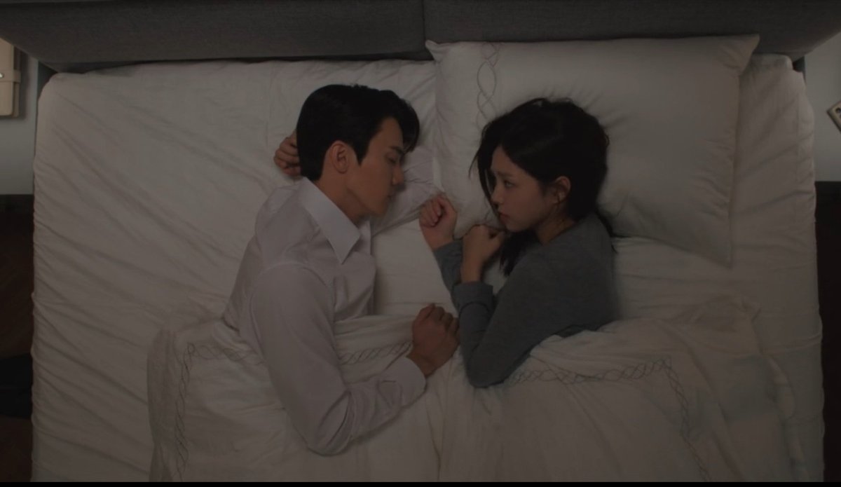 LeidyG17's tweet image. #WhenThePhoneRings
#WhenThePhoneRingsEp3