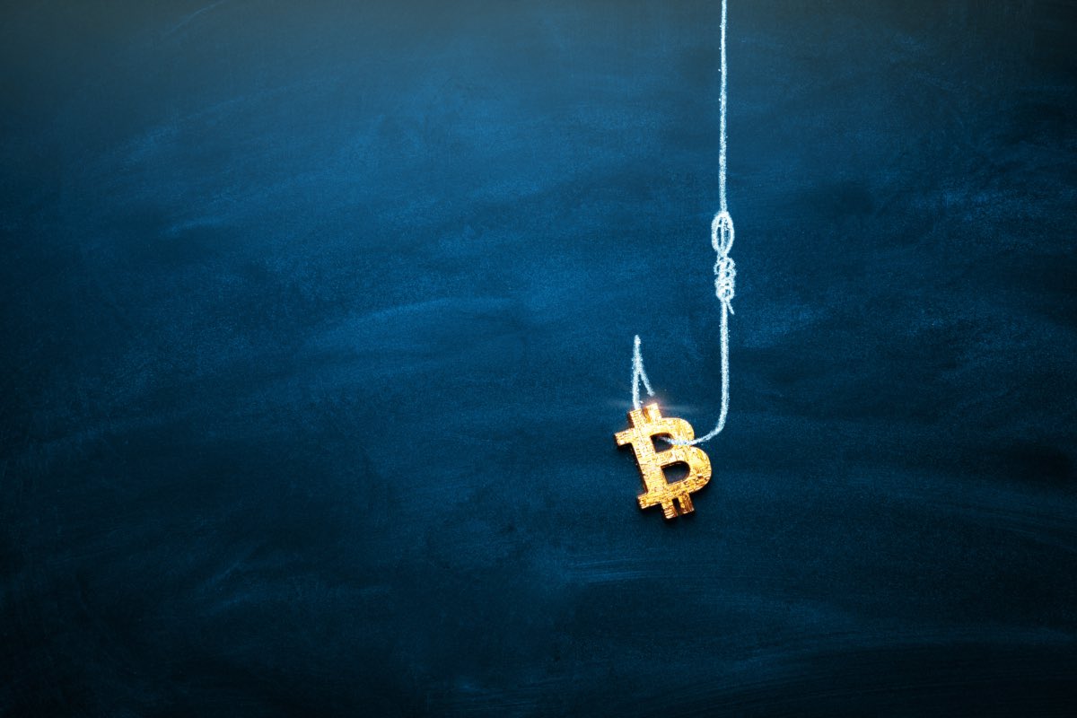 CryptoCompassAR's tweet photo. 📌 المحتالين في هذا المجال كثر، وطرق الاحتيال كل سنة تتطور اكثر، لهذا ثقف نفسك واقرا اكثر في فترات الفراغ.

⚠️

❗️في هذا الثريد نستعرض لكم اكبر عمليات احتيال حدثت، ويوجد غيرها الكثير الكثير. https://t.co/p6ugnBmjYN