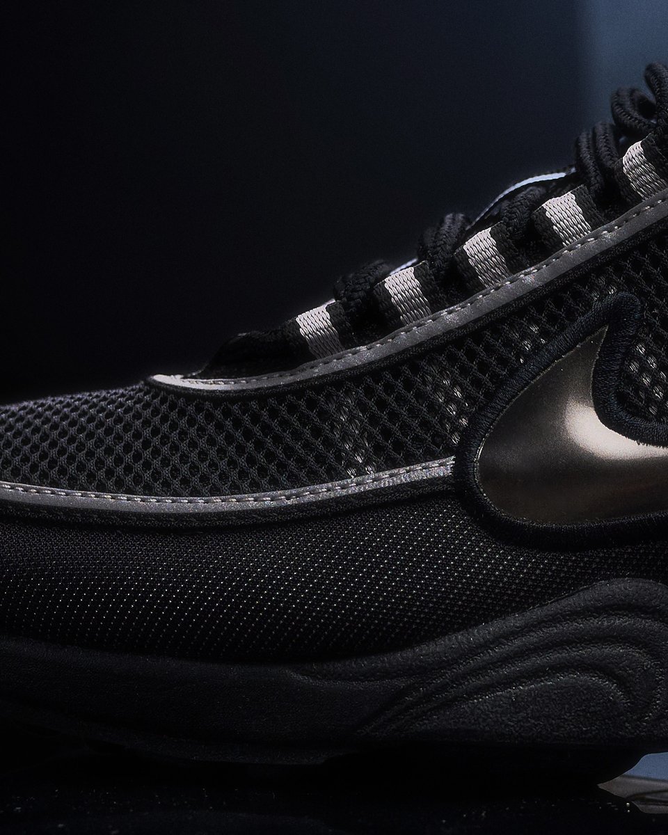 The Nike Air Zoom Spiridon SP Black will be available online at LESS 17 on Friday, January 17th at 10am MST. Remaining pairs will be available in-store at 11am MST.⁠
⁠
lessoneseven.com

#LESS17 #Spiridon #nike @nike