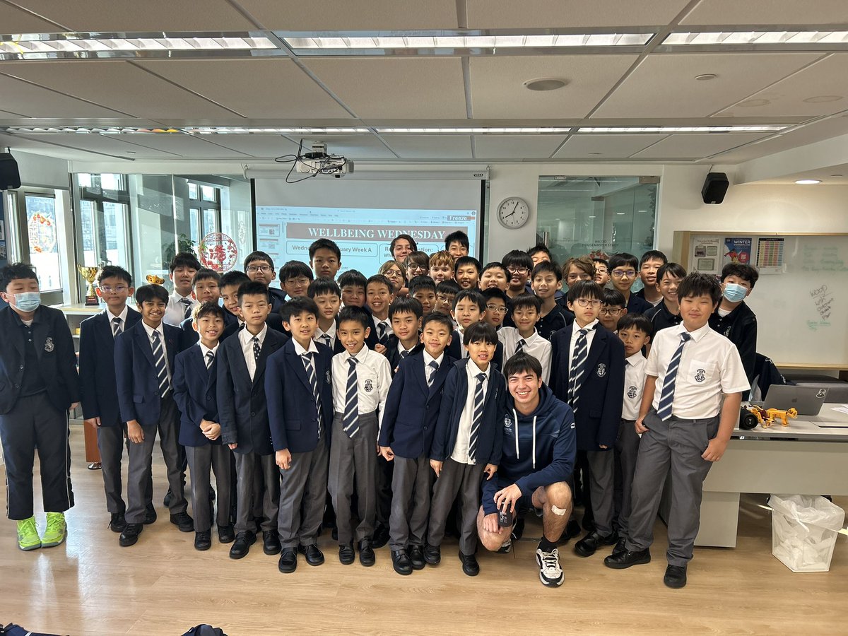 HarrowHK Lyon (@hhkslyon) on Twitter photo Well done Mr Laidlaw on your acceptance at <a href="/UniofOxford/">University of Oxford</a>! We are so proud and you a huge inspiration to the boys. <a href="/Harrow_HK/">Harrow International School Hong Kong</a> <a href="/HeadHarrowHK/">Ann Haydon</a> #lyonlegend #university #Inspiration Well done Mr Laidlaw on your acceptance at <a href="/UniofOxford/">University of Oxford</a>! We are so proud and you a huge inspiration to the boys. <a href="/Harrow_HK/">Harrow International School Hong Kong</a> <a href="/HeadHarrowHK/">Ann Haydon</a> #lyonlegend #university #Inspiration