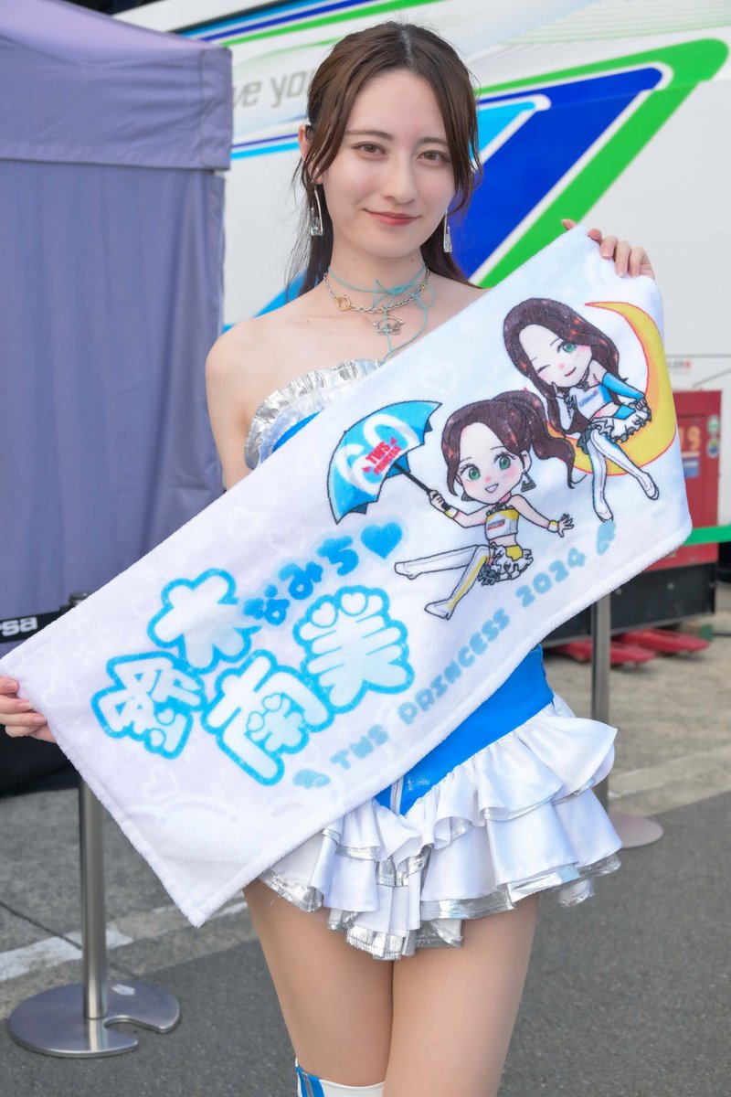 鈴木南美(@suzunamiii)さん お誕生日おめでとうございます