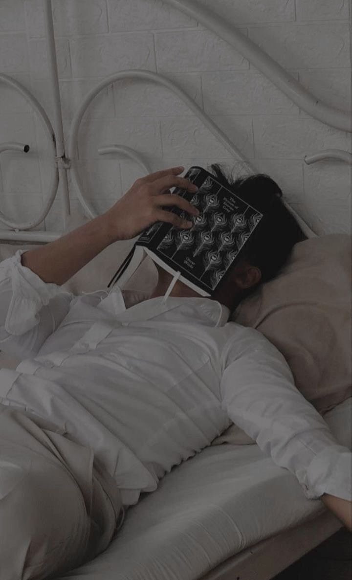 ⠀
⠀
⠀⠀⠀海
⠀⠀⠀辺
⠀⠀⠀の⠀⠀⠀⠀⠀The insoluble distress of
⠀⠀⠀カ⠀⠀⠀⠀⠀failing to read and be read. 
⠀⠀⠀フ
⠀⠀⠀カ
⠀⠀⠀ 。
⠀
⠀