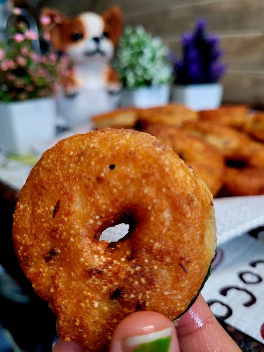 SatapathySilpa1's tweet image. #crispy medu bada recipe..youtube.com/shorts/wyfvb3D…